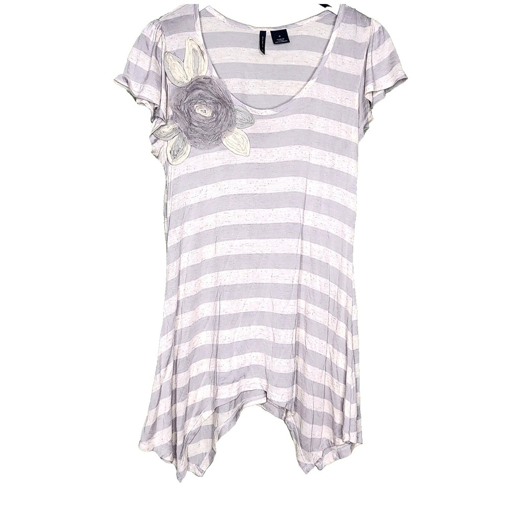 Y2K‎ Asymmetrical Handkerchief Hem Top M Gray Striped Flutter Sleeve Flowy Linen